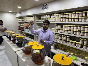 Royal Yemeny Honey place picture